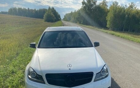 Mercedes-Benz C-Класс, 2013 год, 1 700 000 рублей, 2 фотография