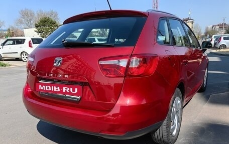 SEAT Ibiza IV рестайлинг 2, 2013 год, 950 000 рублей, 6 фотография