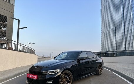 BMW 3 серия, 2019 год, 5 200 000 рублей, 2 фотография