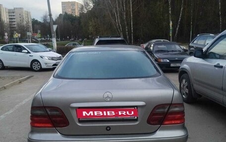 Mercedes-Benz CLK-Класс, 2000 год, 449 000 рублей, 3 фотография