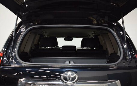 Toyota Land Cruiser Prado 150 рестайлинг 2, 2018 год, 6 059 000 рублей, 9 фотография