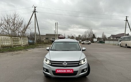 Volkswagen Tiguan I, 2011 год, 1 210 000 рублей, 2 фотография
