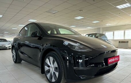 Tesla Model Y I, 2023 год, 6 099 000 рублей, 3 фотография