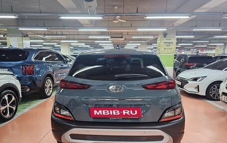 Hyundai Kona I, 2021 год, 2 030 000 рублей, 4 фотография