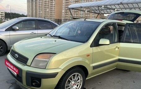 Ford Fusion I, 2006 год, 530 000 рублей, 2 фотография