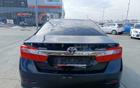 Toyota Camry, 2014 год, 2 099 000 рублей, 6 фотография