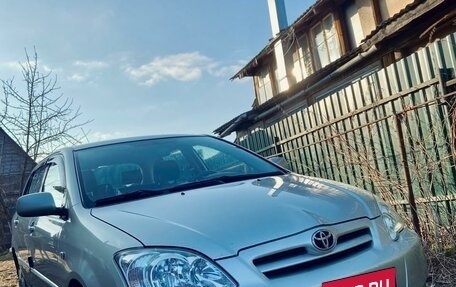 Toyota Corolla, 2004 год, 530 000 рублей, 3 фотография