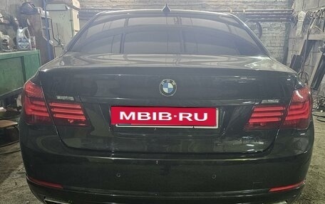 BMW 7 серия, 2012 год, 2 550 000 рублей, 4 фотография