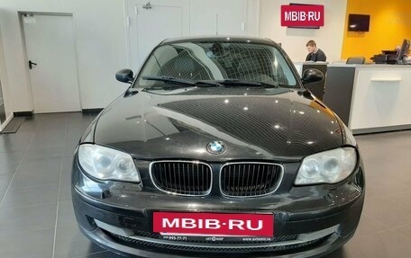 BMW 1 серия, 2009 год, 799 000 рублей, 2 фотография