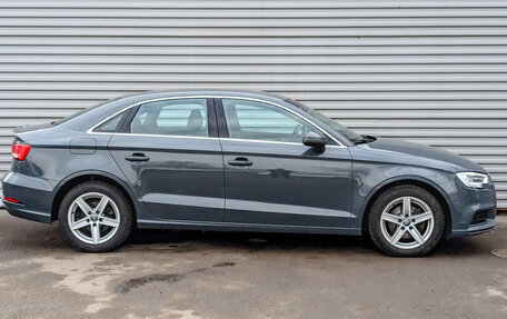 Audi A3, 2016 год, 2 095 000 рублей, 4 фотография