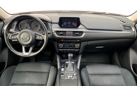 Mazda 6, 2017 год, 1 797 300 рублей, 7 фотография