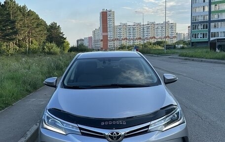 Toyota Corolla, 2018 год, 2 369 000 рублей, 3 фотография