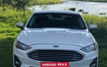 Ford Fusion (North America) II, 2018 год, 1 800 000 рублей, 2 фотография