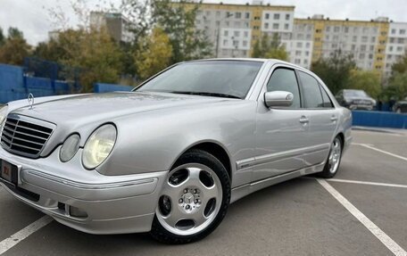 Mercedes-Benz E-Класс, 1999 год, 750 000 рублей, 3 фотография