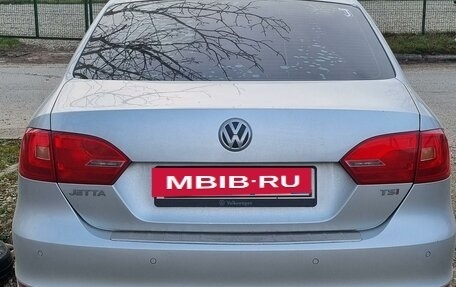 Volkswagen Jetta VI, 2013 год, 1 100 000 рублей, 7 фотография
