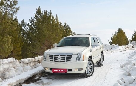 Cadillac Escalade III, 2010 год, 2 550 000 рублей, 2 фотография