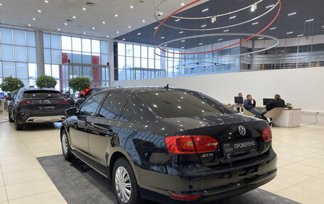 Volkswagen Jetta VI, 2018 год, 1 749 000 рублей, 5 фотография