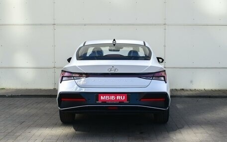 Hyundai Elantra, 2024 год, 2 660 000 рублей, 4 фотография