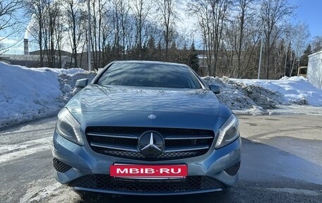 Mercedes-Benz A-Класс, 2014 год, 1 500 000 рублей, 3 фотография