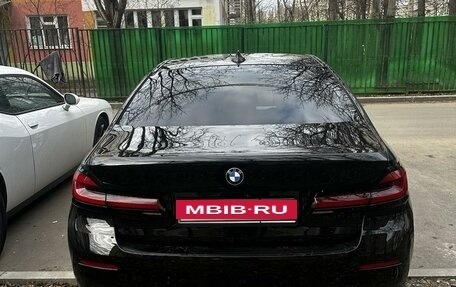 BMW 5 серия, 2022 год, 5 400 000 рублей, 5 фотография