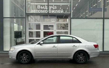 Hyundai Sonata VI, 2010 год, 879 000 рублей, 3 фотография