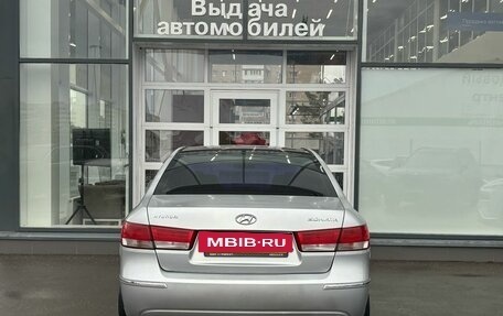 Hyundai Sonata VI, 2010 год, 879 000 рублей, 4 фотография