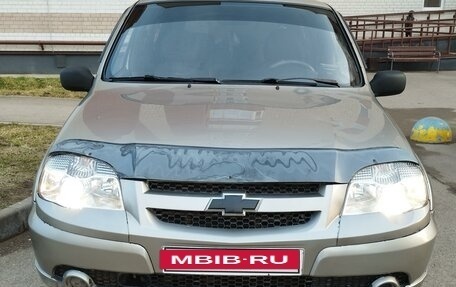 Chevrolet Niva I рестайлинг, 2008 год, 415 000 рублей, 2 фотография