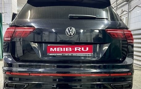 Volkswagen Tiguan II, 2021 год, 4 260 000 рублей, 6 фотография