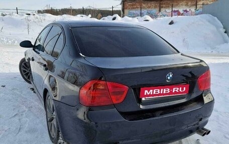 BMW 3 серия, 2005 год, 850 000 рублей, 2 фотография