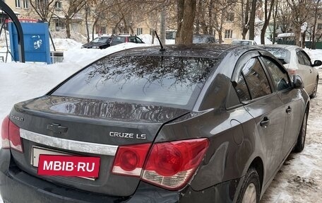 Chevrolet Cruze II, 2010 год, 550 000 рублей, 2 фотография