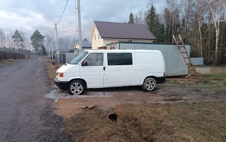 Volkswagen Transporter T4, 2001 год, 400 000 рублей, 2 фотография