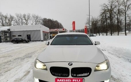 BMW 5 серия, 2013 год, 2 049 000 рублей, 3 фотография