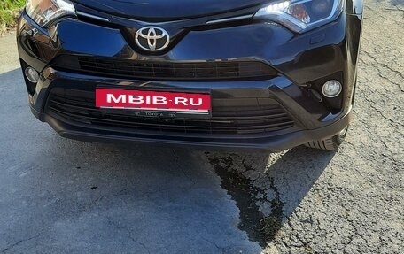 Toyota RAV4, 2016 год, 2 550 000 рублей, 2 фотография