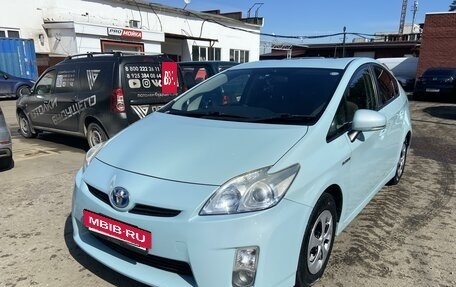Toyota Prius, 2011 год, 1 250 000 рублей, 2 фотография