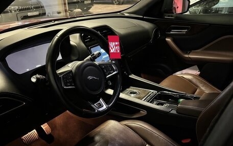 Jaguar F-Pace, 2016 год, 3 800 000 рублей, 4 фотография