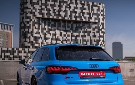 Audi RS 4, 2019 год, 9 250 000 рублей, 3 фотография