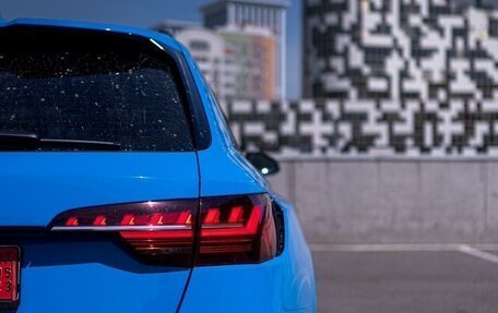 Audi RS 4, 2019 год, 9 250 000 рублей, 4 фотография