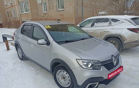Renault Logan II, 2019 год, 950 000 рублей, 4 фотография