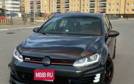 Volkswagen Golf GTI VII, 2017 год, 2 200 000 рублей, 5 фотография