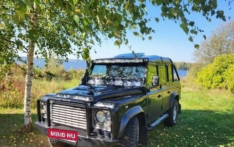 Land Rover Defender I, 2011 год, 2 700 000 рублей, 3 фотография