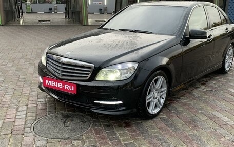 Mercedes-Benz C-Класс, 2010 год, 1 600 000 рублей, 5 фотография