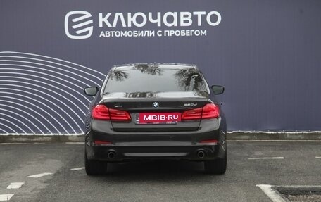 BMW 5 серия, 2018 год, 3 100 000 рублей, 4 фотография