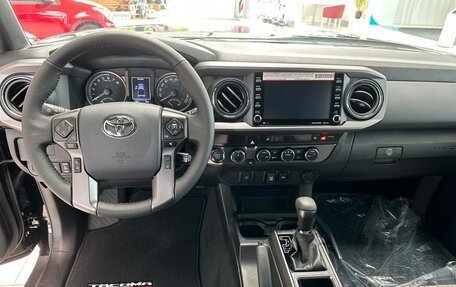 Toyota Tacoma, 2024 год, 7 900 000 рублей, 3 фотография