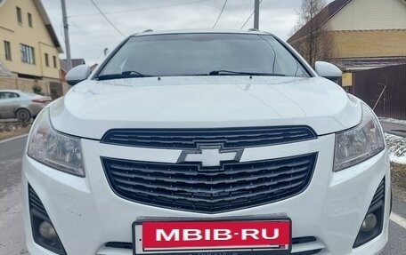 Chevrolet Cruze II, 2013 год, 875 000 рублей, 3 фотография