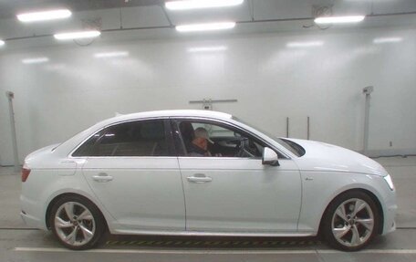 Audi A4, 2020 год, 1 800 000 рублей, 3 фотография
