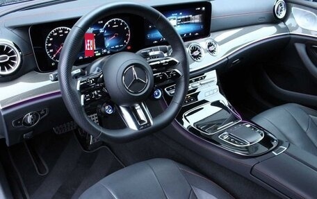Mercedes-Benz CLS, 2023 год, 13 950 000 рублей, 2 фотография
