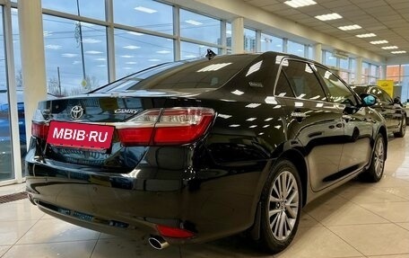 Toyota Camry, 2017 год, 2 575 000 рублей, 4 фотография