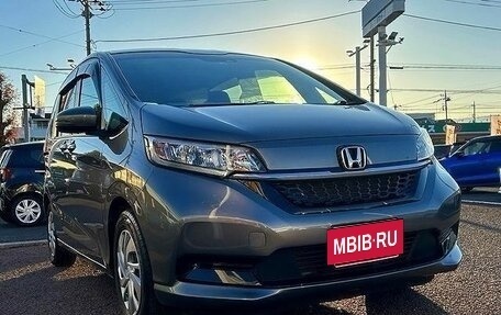 Honda Freed II, 2020 год, 1 677 000 рублей, 2 фотография