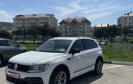 Volkswagen Tiguan II, 2018 год, 3 150 000 рублей, 2 фотография