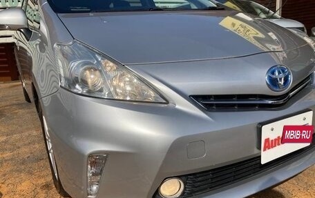 Toyota Prius Alpha I (ZVW40/41), 2013 год, 1 411 000 рублей, 4 фотография